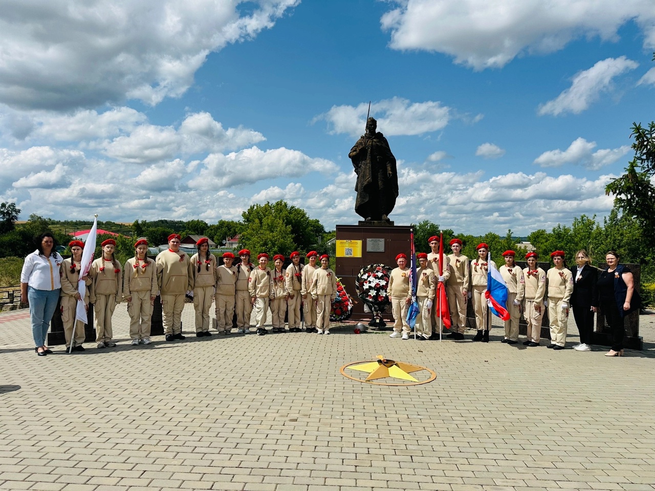 Церемония перезахоронения останков бойцов, найденных поисковым отрядом &quot;Память&quot; у воинского захоронения № 159..